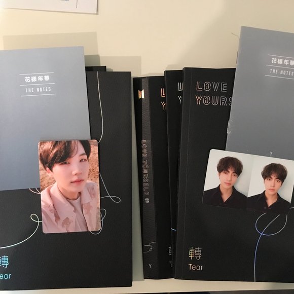 Bts LOVE YOURSELF ? 'Tear' (L and R ver. ), (Kpop Merch) - Picture 1 of 4